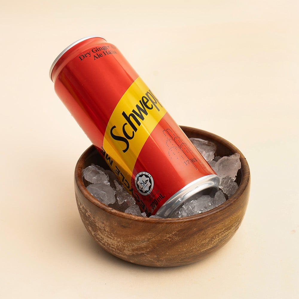 Schweppes Schweppes Ginger Ale